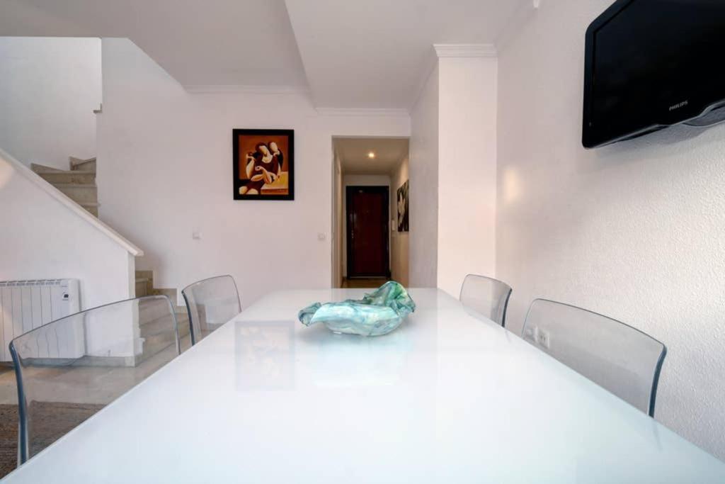 Апартаменты Duplex Con Vistas Al Mar Ла-Линеа-де-ла-Консепсьон Экстерьер фото